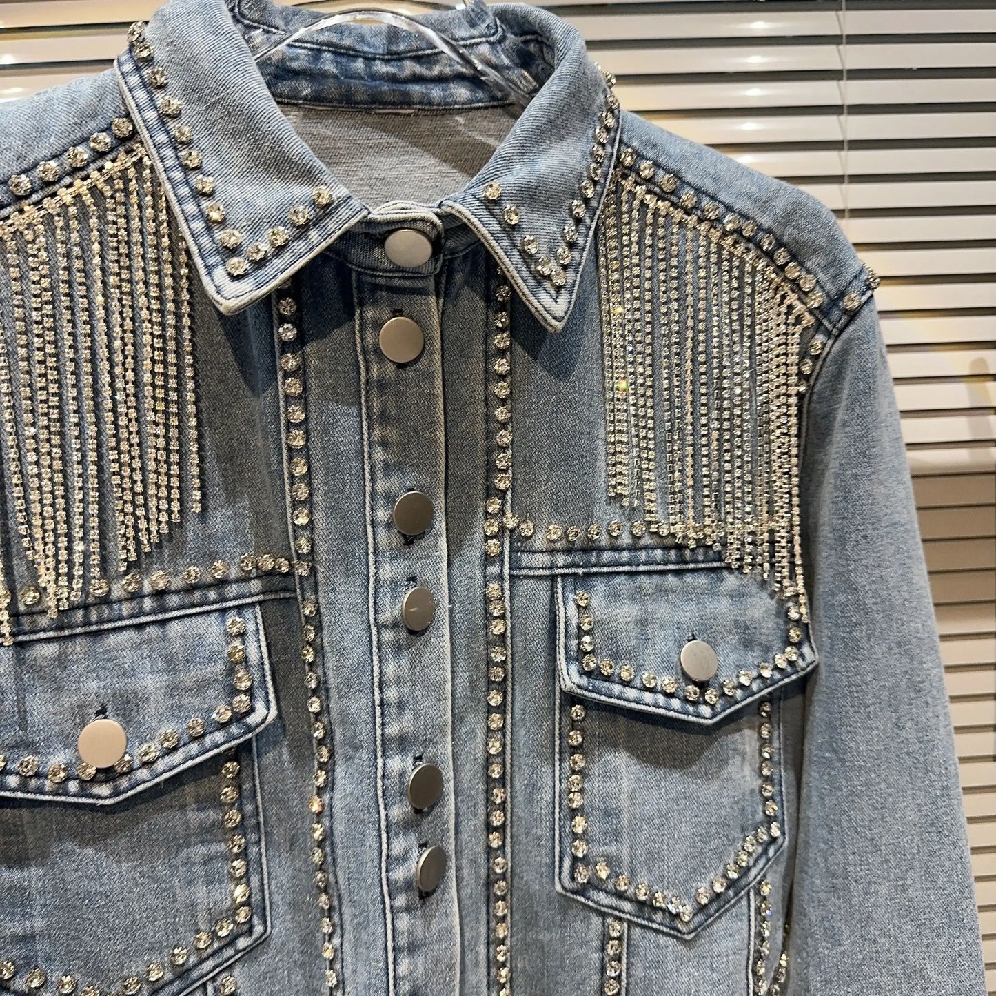 Spring Denim Diamonds Fringed Chain Jeans Coat Female Rhinestones Tassels Rivets Bomber Jacket Cardigan Crystal Streetwear Tops