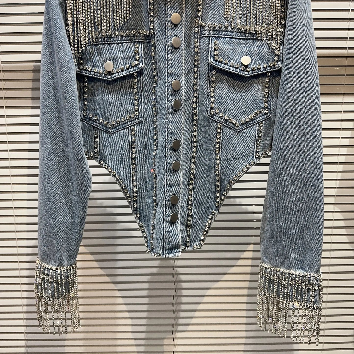 Spring Denim Diamonds Fringed Chain Jeans Coat Female Rhinestones Tassels Rivets Bomber Jacket Cardigan Crystal Streetwear Tops